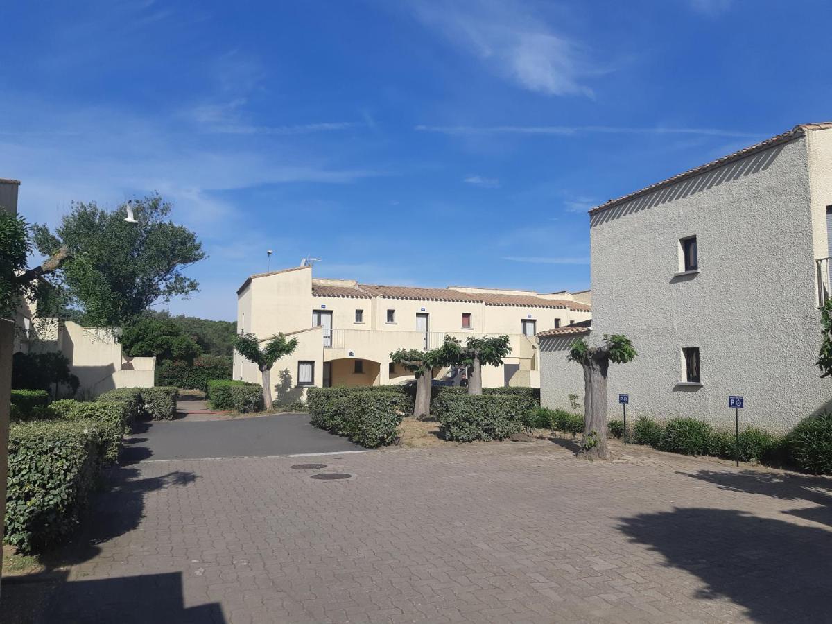 Studio Climatise Cosy Avec Grande Piscine Chauffee Agde Bagian luar foto
